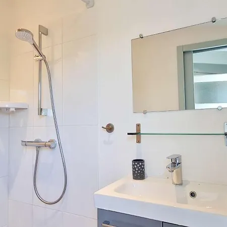 Superbe Avec Piscine Chauffee A Proximite De La Villa Rivedoux-Plage