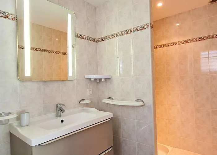 Villa Superbe Avec Piscine Chauffée à Proximité De La Rivedoux-Plage